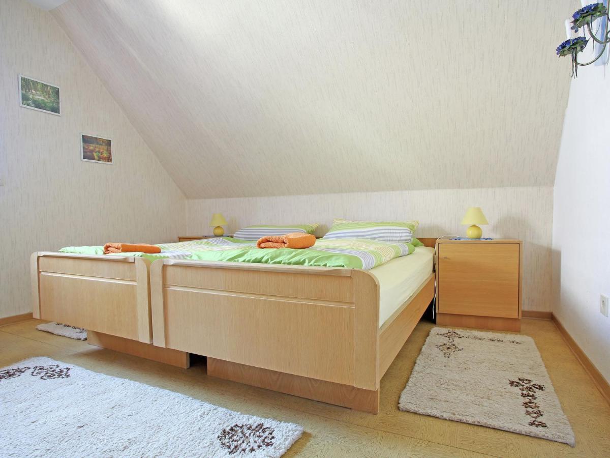 Secluded Apartment In Medebach With Terrace מראה חיצוני תמונה